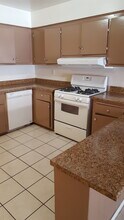 1027 Oxford Dr, Unit D in Redlands, CA - Building Photo - Building Photo