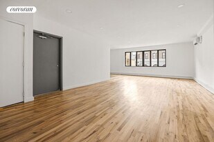 81 Broadway in Brooklyn, NY - Building Photo