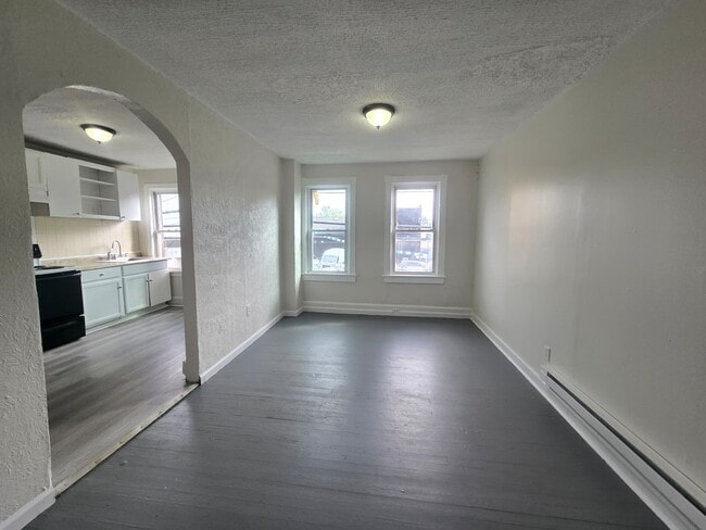 property at 1419 Princeton Ave