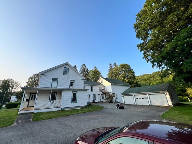 2 Lincoln St, Unit 2