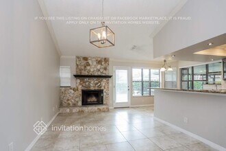 4125 Yellowwood Dr, Unit 0221 in Valrico, FL - Building Photo - Building Photo