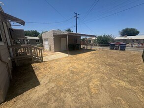 385 E Houston St in Coalinga, CA - Building Photo - Building Photo