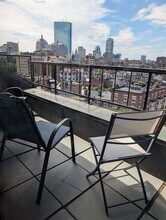 2 Louisburg Square in Boston, MA - Foto de edificio - Building Photo