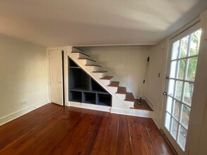 16 1/2 Water St in Charleston, SC - Building Photo - Building Photo