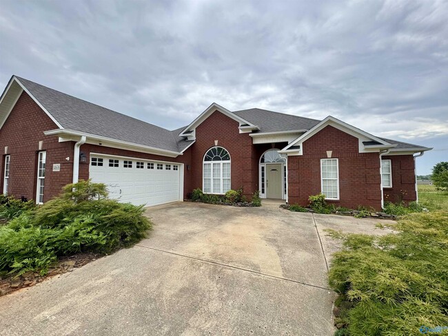 14606 Eva Cir in Athens, AL - Building Photo - Building Photo