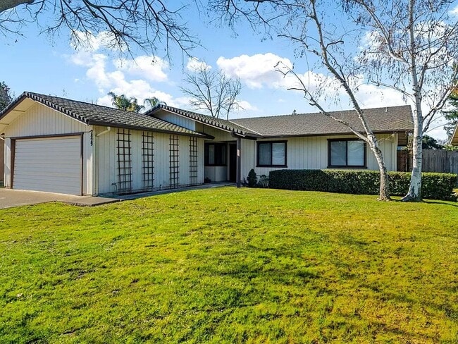 2829 Smoke Tree Cir in Stockton, CA - Building Photo - Building Photo