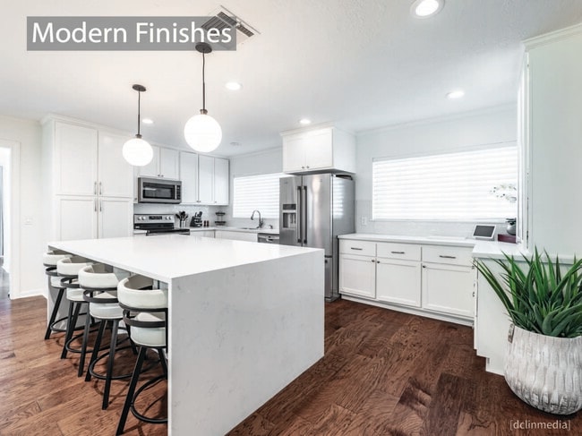 property at 8918 Link Ct