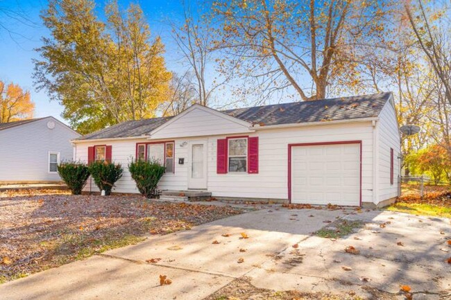 6005 E 99th Terrace in Kansas City, MO - Building Photo - Building Photo