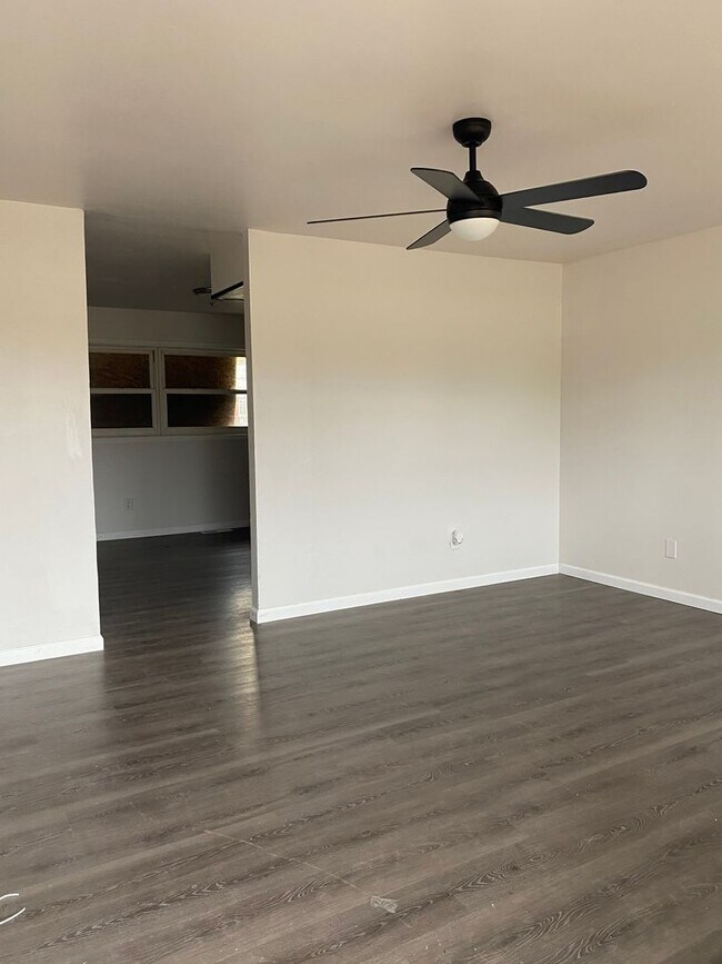 1156 Camp Jackson Rd in Sauget, IL - Building Photo - Building Photo