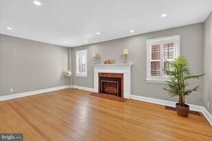 7819 12th St NW in Washington, DC - Building Photo