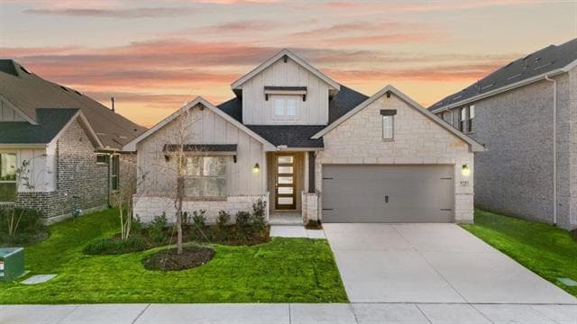 property at 1713 Willowhurst Ln