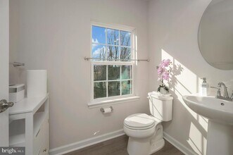 7977 Independence Dr in Spotsylvania, VA - Building Photo - Building Photo