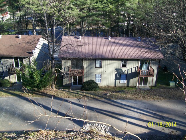 Stavemill Apartments in Clayton, GA - Building Photo - Building Photo