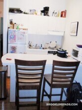 19 Fairbanks St, Unit 22 in Brookline, MA - Building Photo - Building Photo