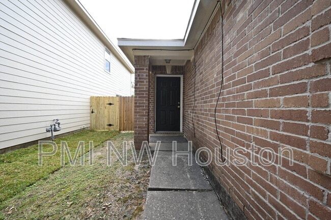 12518 Sterlingstone Dr in Houston, TX - Building Photo - Building Photo