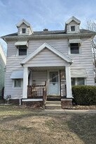 4106 Packard Rd in Toledo, OH - Building Photo