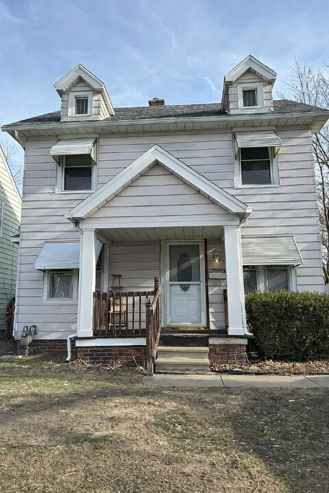 4106 Packard Rd in Toledo, OH - Building Photo