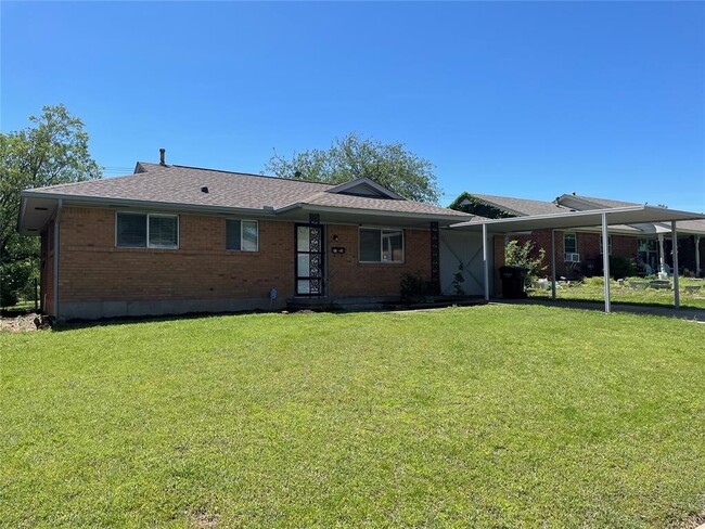 712 SW 4th Pl in Moore, OK - Building Photo - Building Photo