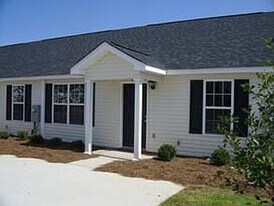112 Mistletoe Way in Greenwood, SC - Building Photo
