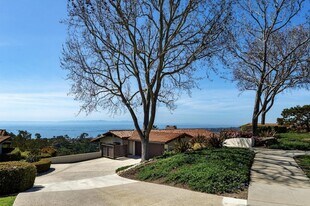 000 Coronada Cir, Unit 5400-510 in Santa Barbara, CA - Building Photo