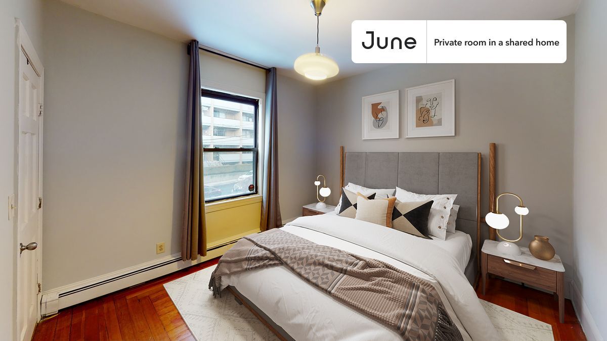 Private bedroom in 4 bed/2 bath Home in Boston, MA - Building Photo