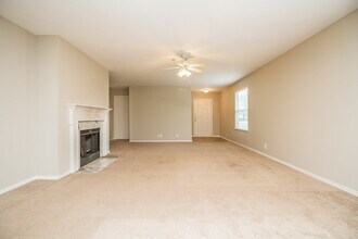 805 Hammersmith Dr in Smyrna, TN - Building Photo - Building Photo