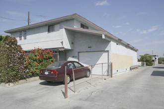 9031 Park St in Bellflower, CA - Building Photo - Building Photo