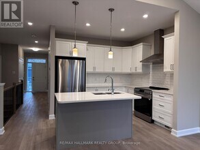 1485 Flanders Rd in Brockville, ON - Building Photo - Building Photo