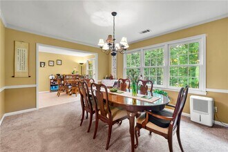4716 Dana Terrace SW in Lilburn, GA - Foto de edificio - Building Photo
