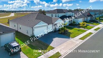 7049 113th Ct E in Palmetto, FL - Building Photo