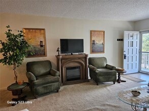 2426 Persian Dr in Clearwater, FL - Building Photo - Building Photo