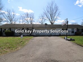 9801 S Rinker St in Muncie, IN - Building Photo - Building Photo