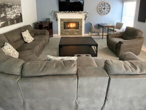31 Constance Ct in West Islip, NY - Building Photo - Building Photo