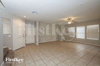 8905 W Perfect Diamond Ct in Las Vegas, NV - Building Photo - Building Photo