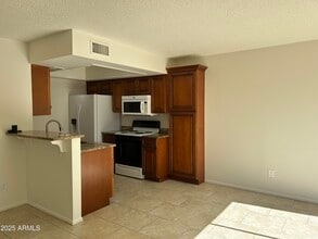 13202 N 3rd Pl in Phoenix, AZ - Building Photo - Building Photo
