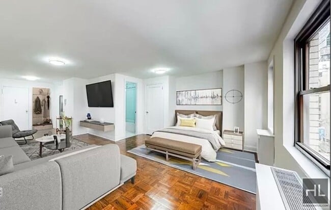 5 AVENUE in New York, NY - Building Photo - Building Photo