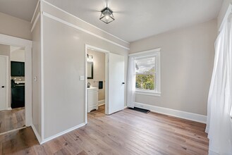 1120 Wade St in Aliquippa, PA - Building Photo - Building Photo