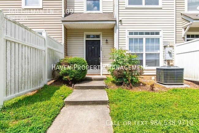 340 Gilman Ln in Raleigh, NC - Building Photo - Building Photo