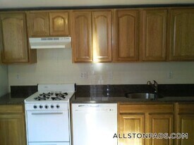 1 President Terrace in Boston, MA - Building Photo