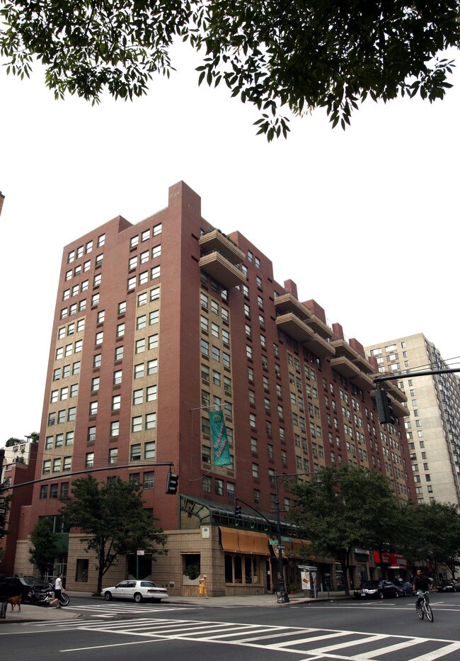 Columbus Townhouse in New York, NY - Foto de edificio - Building Photo