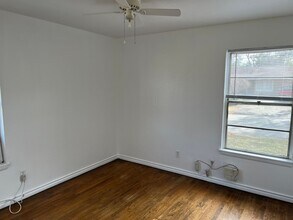 1219 Knight St in Denton, TX - Building Photo - Building Photo