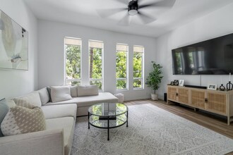 723 SE 16th Ct in Fort Lauderdale, FL - Building Photo - Building Photo