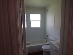 9270 Josey St in Beaumont, TX - Building Photo - Building Photo