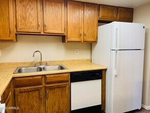 13212 N 51st Ln in Glendale, AZ - Building Photo - Building Photo