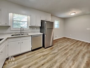 114 Airport Ct in Oxford, GA - Building Photo - Building Photo