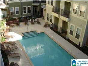 401 20th St S in Birmingham, AL - Foto de edificio - Building Photo