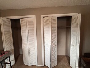 2601 Kimberly Dr in Deltona, FL - Building Photo - Building Photo