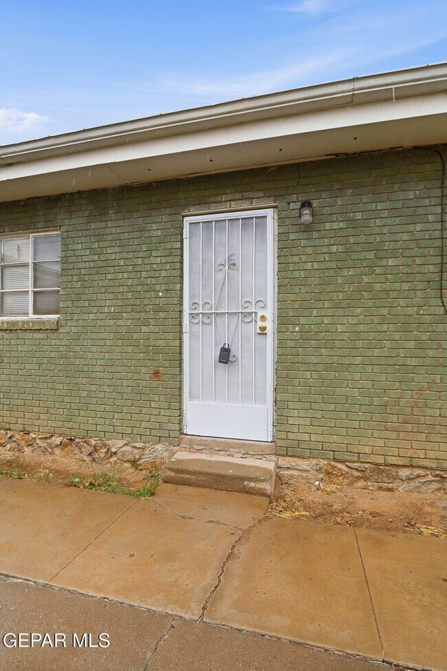 3912 Kemp Ave in El Paso, TX - Building Photo - Building Photo
