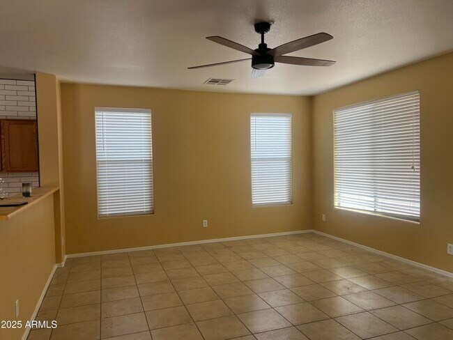 property at 3915 E Morelos St