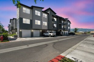 470 W 15 S in Providence, UT - Building Photo